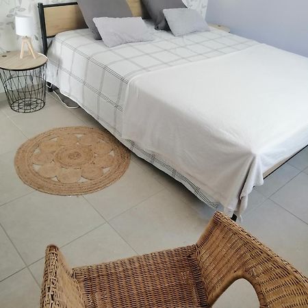 Rousson  Maison Au Pied Des Cevennes מראה חיצוני תמונה